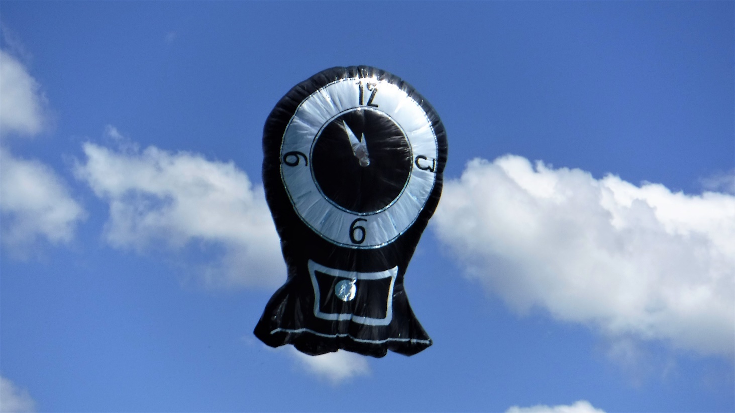 A picture containing sky, outdoor Description automatically generated